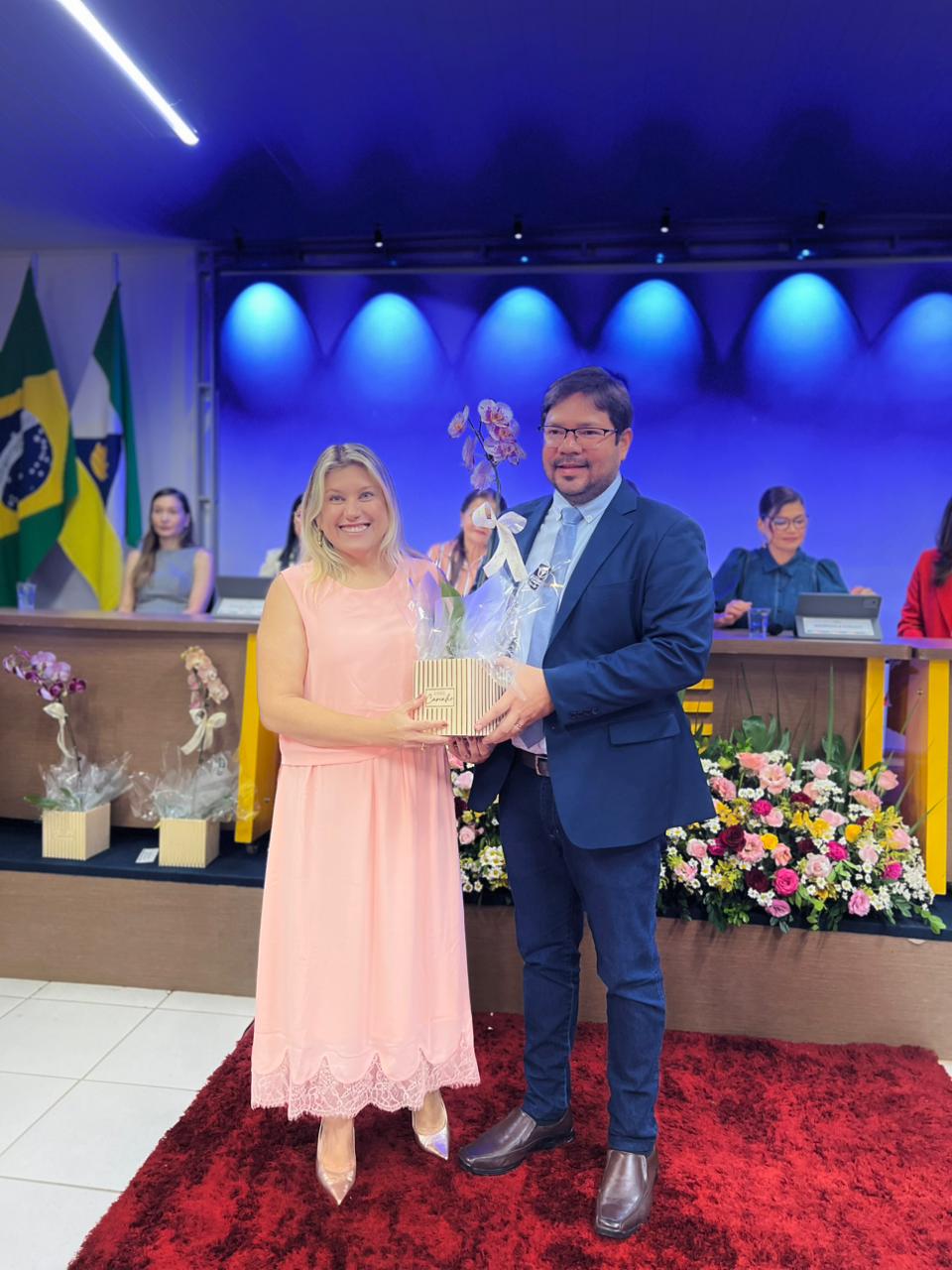 Câmara realiza sessão solene para entrega da Comenda Alvina Vieira Fortaleza