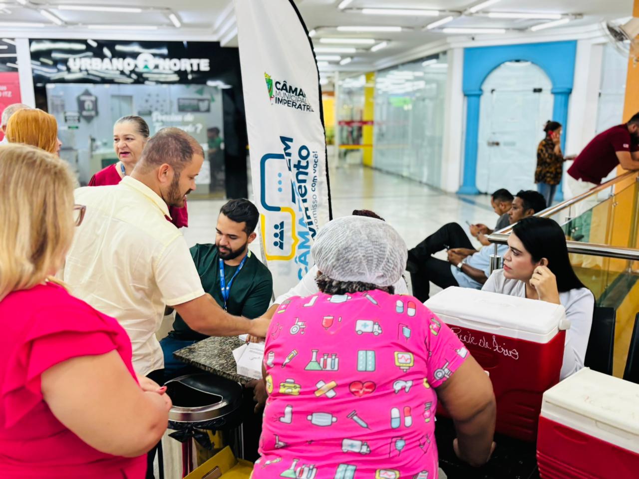 Câmara de Imperatriz realiza ação em parceria com a Prefeitura para prevenção sexual no Carnava...