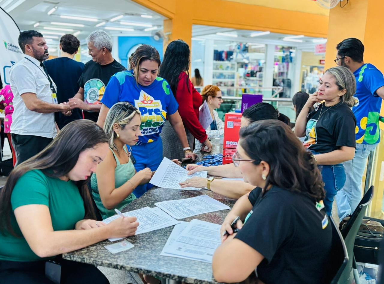 Câmara de Imperatriz realiza ação em parceria com a Prefeitura para prevenção sexual no Carnava...