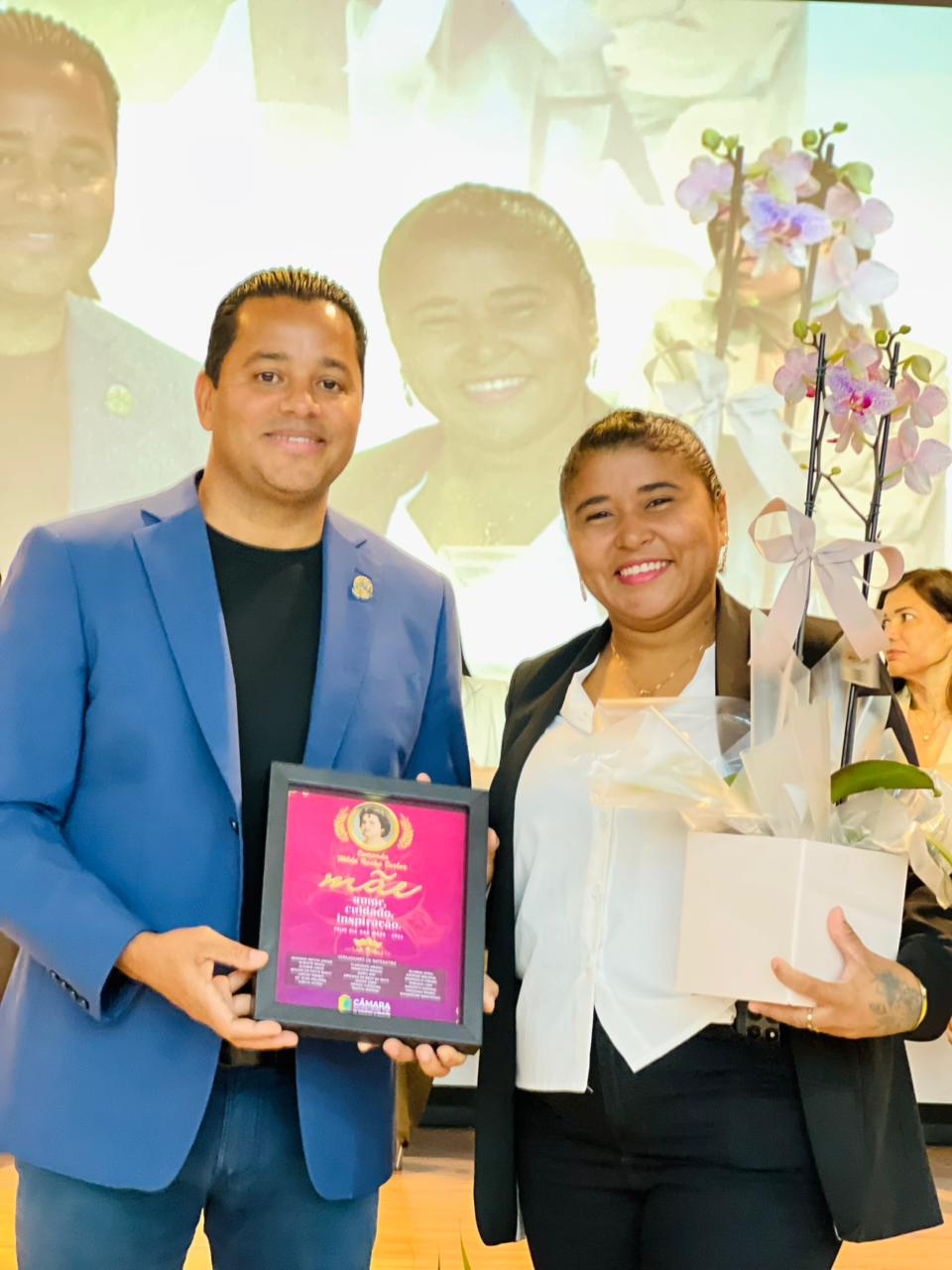 Câmara realiza solenidade em alusão ao Dia das Mães com entrega da Comenda Hilda Rocha Cortez