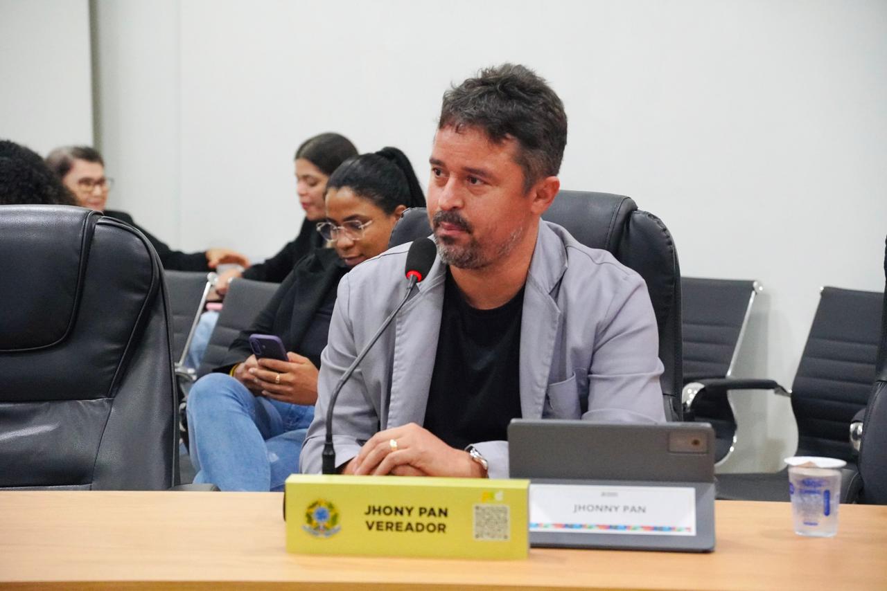 Indicação solicita operação tapa-buracos no Canto da Serra