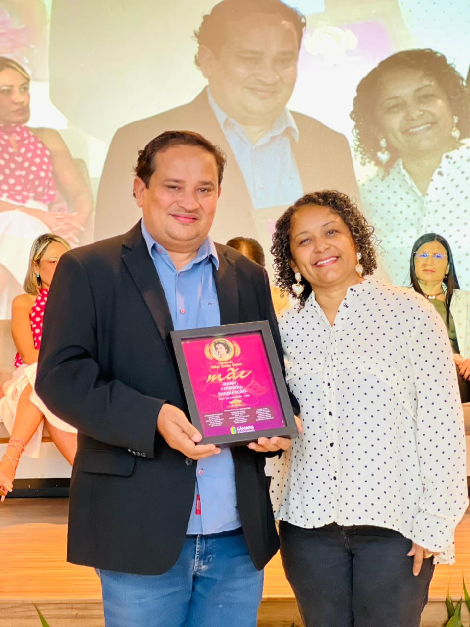 Câmara realiza solenidade em alusão ao Dia das Mães com entrega da Comenda Hilda Rocha Cortez