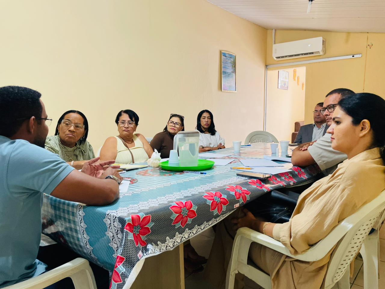 Comissão Especial da Nova Lei Orgânica realiza reunião com Associação dos Gestores Escolares do...