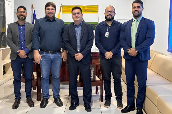 Defensoria Pública realiza visita institucional à Câmara Municipal de Imperatriz