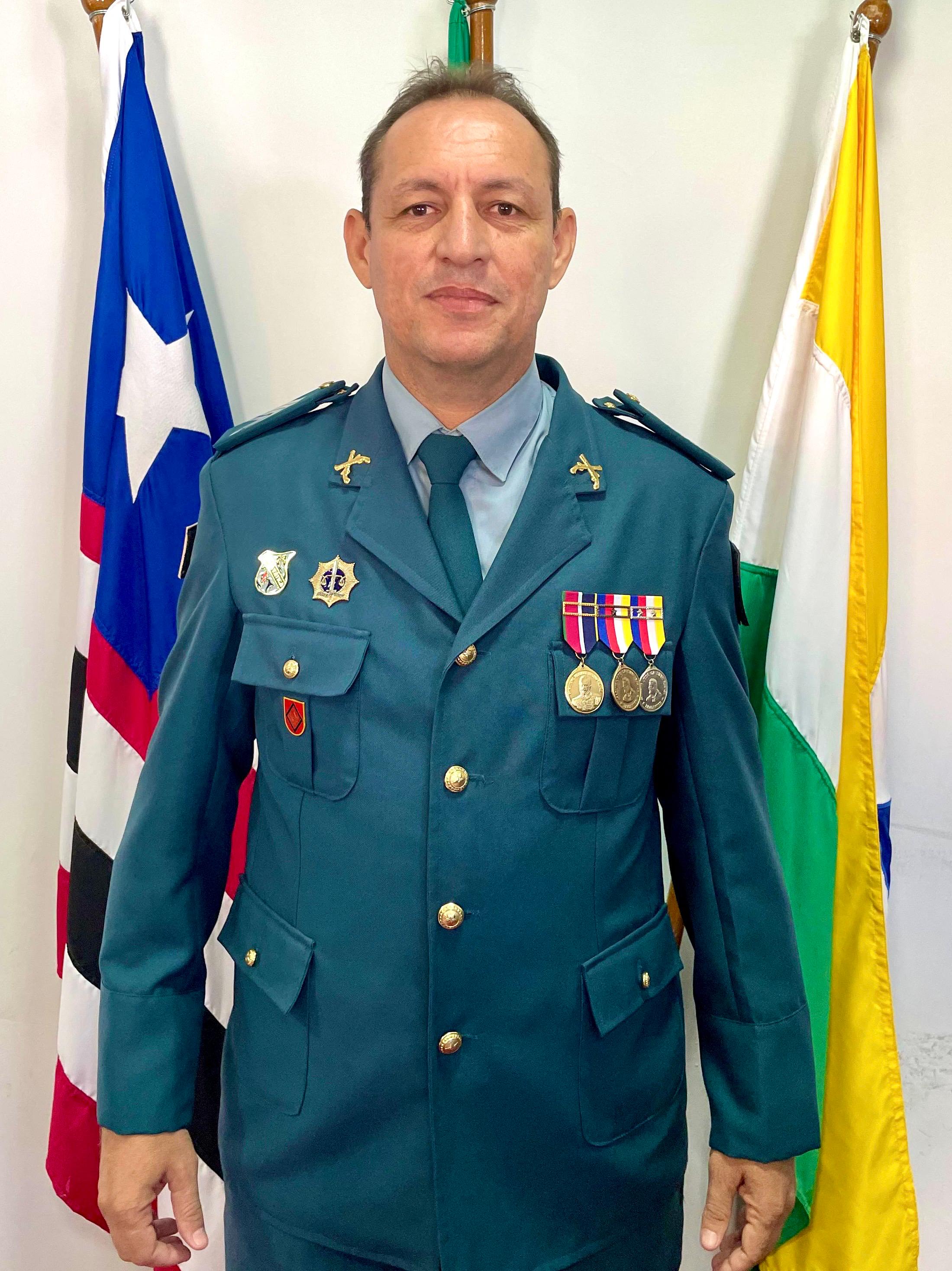 SARGENTO ADRIANO