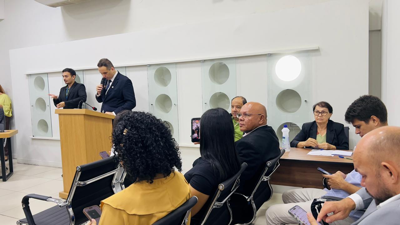 Tribuna popular destaca valorização dos profissionais da contabilidade e os 80 anos do Sistema...