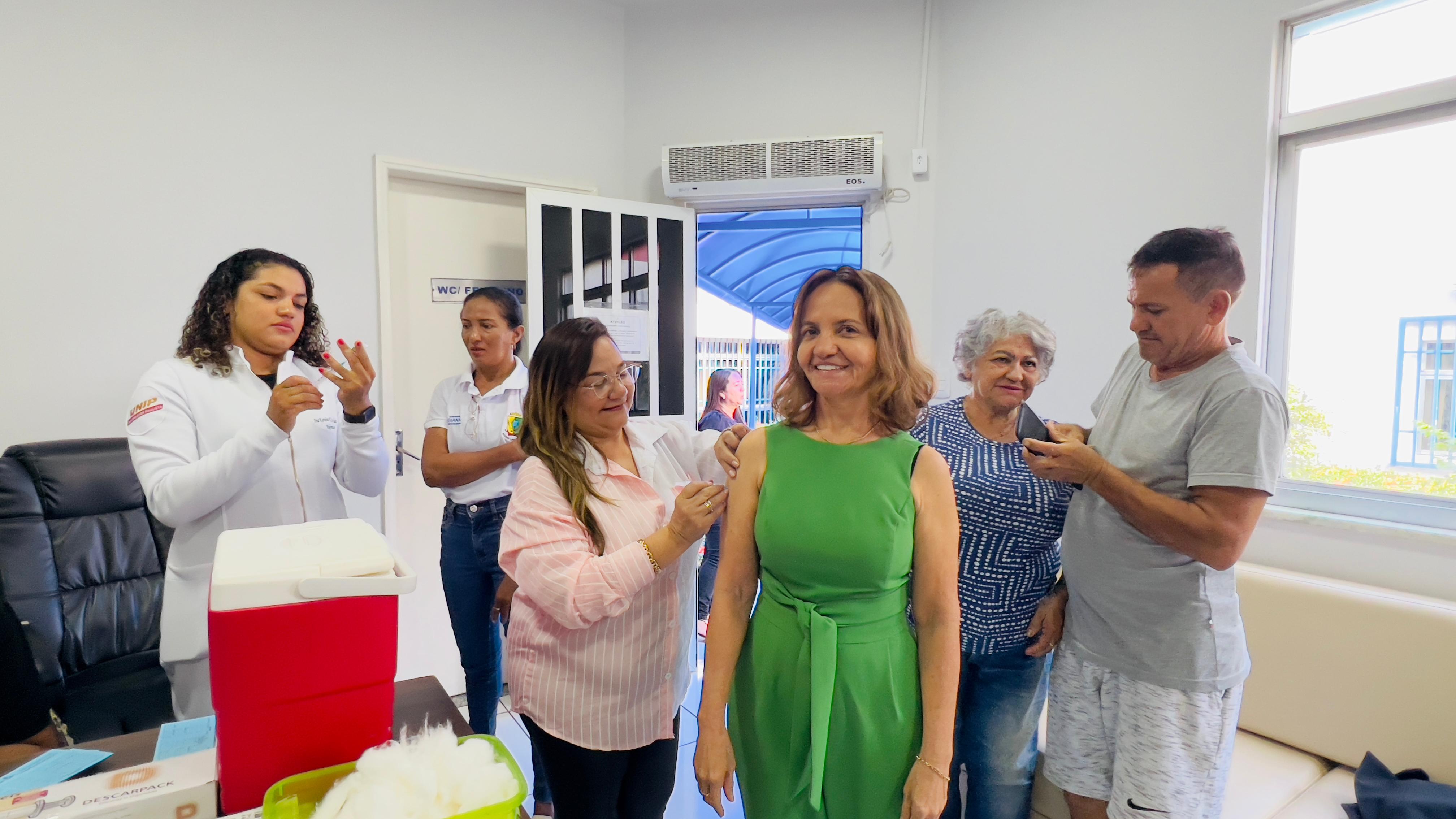 Câmara Municipal promove vacinação contra Influenza para servidores