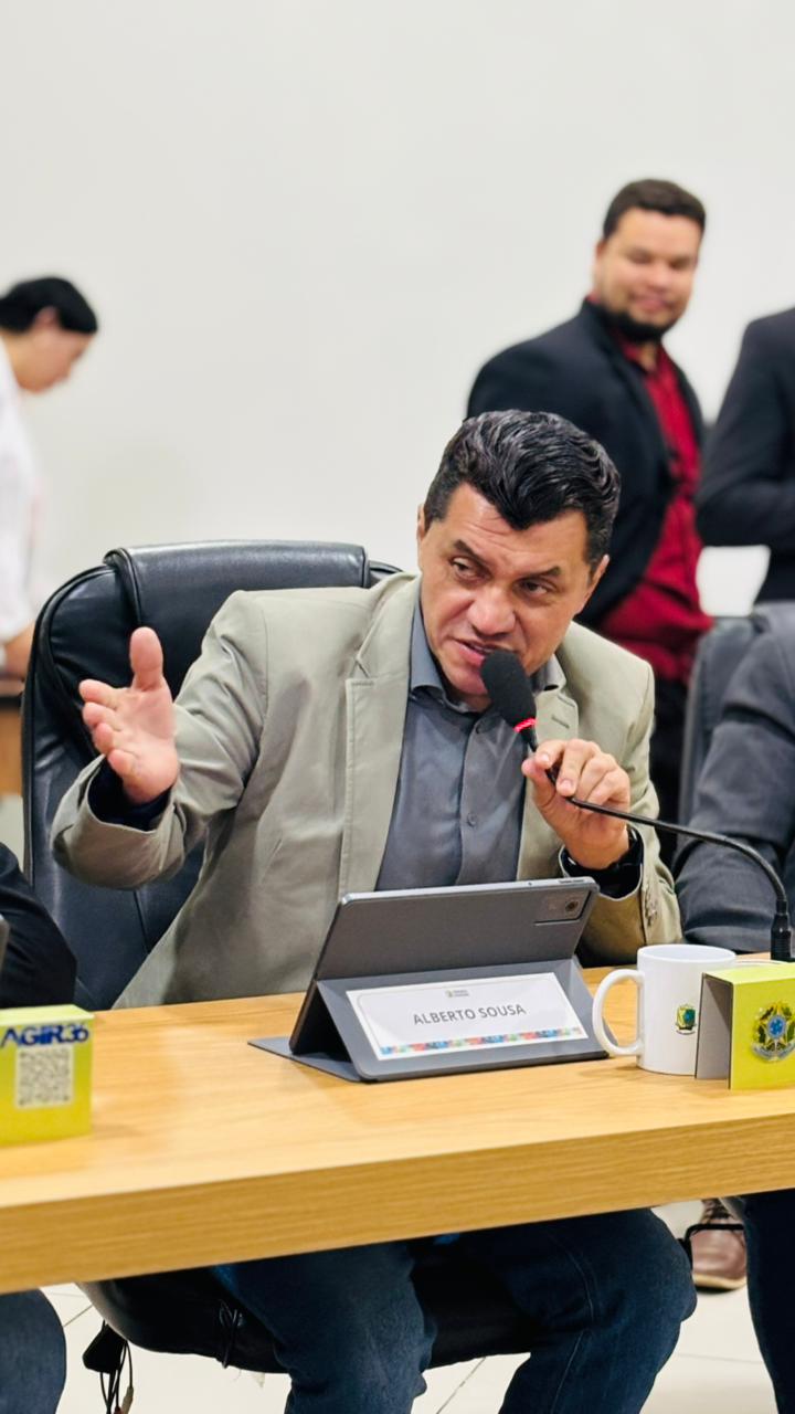 Câmara aprova contas da gestão municipal de 2016 do ex-prefeito Sebastião Madeira