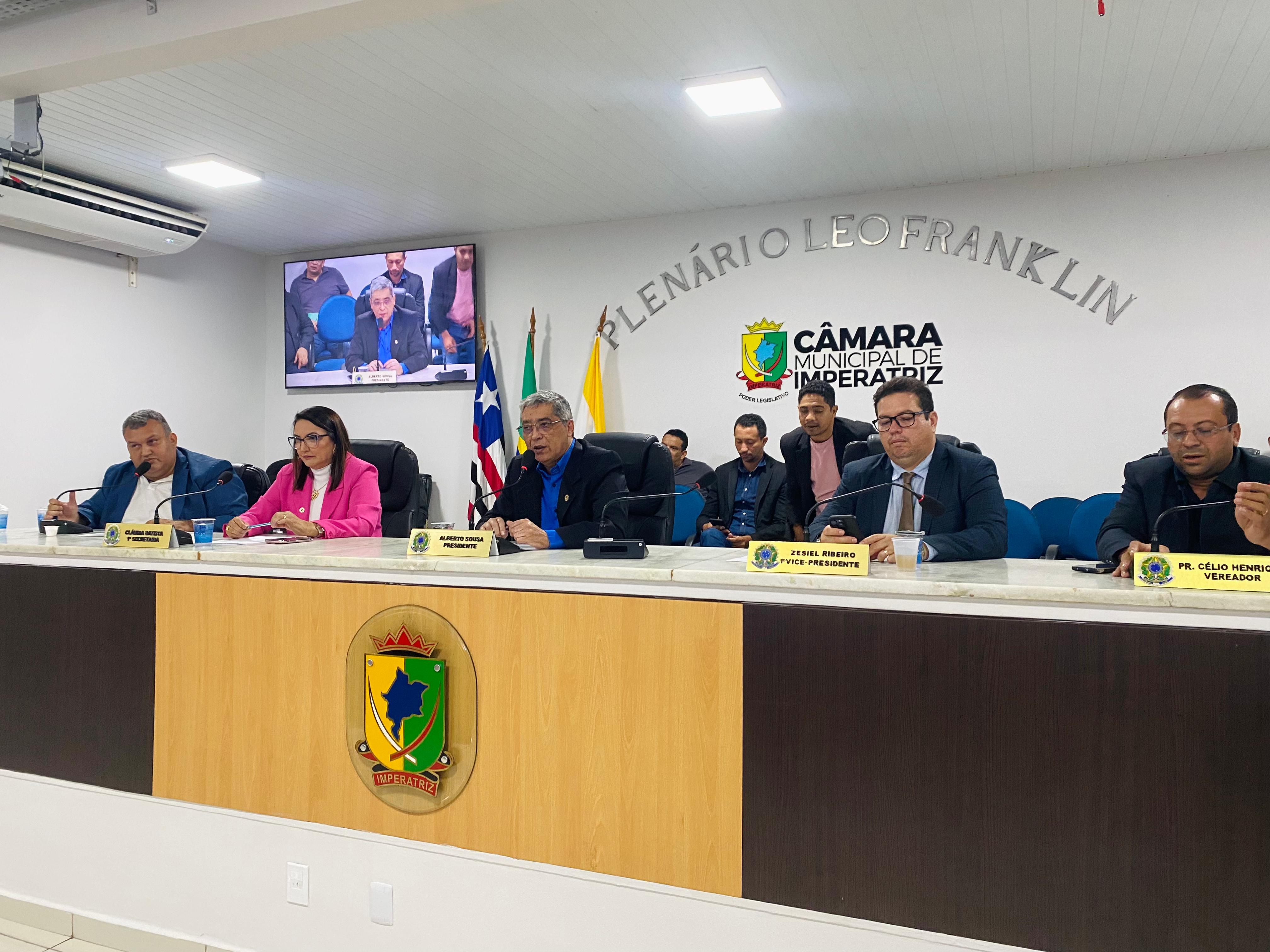 Vereadores discutem melhorias no Mercado Municipal da 15 de novembro