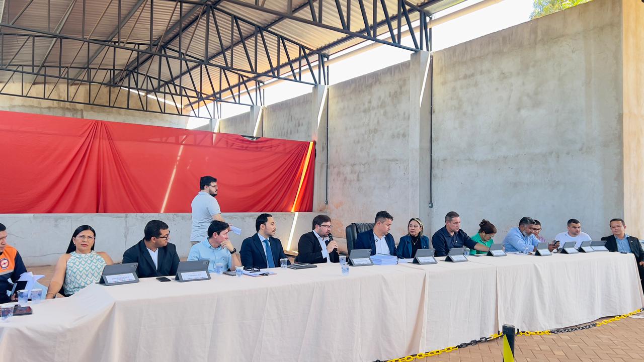 Audiência pública discute obras do PAC da Vila Nova com autoridades e moradores