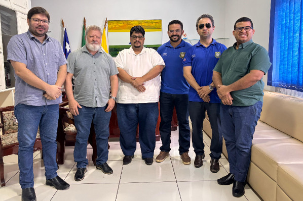 Reunião na Câmara Municipal debate melhorias nos serviços do IML e ICRIM de Imperatriz