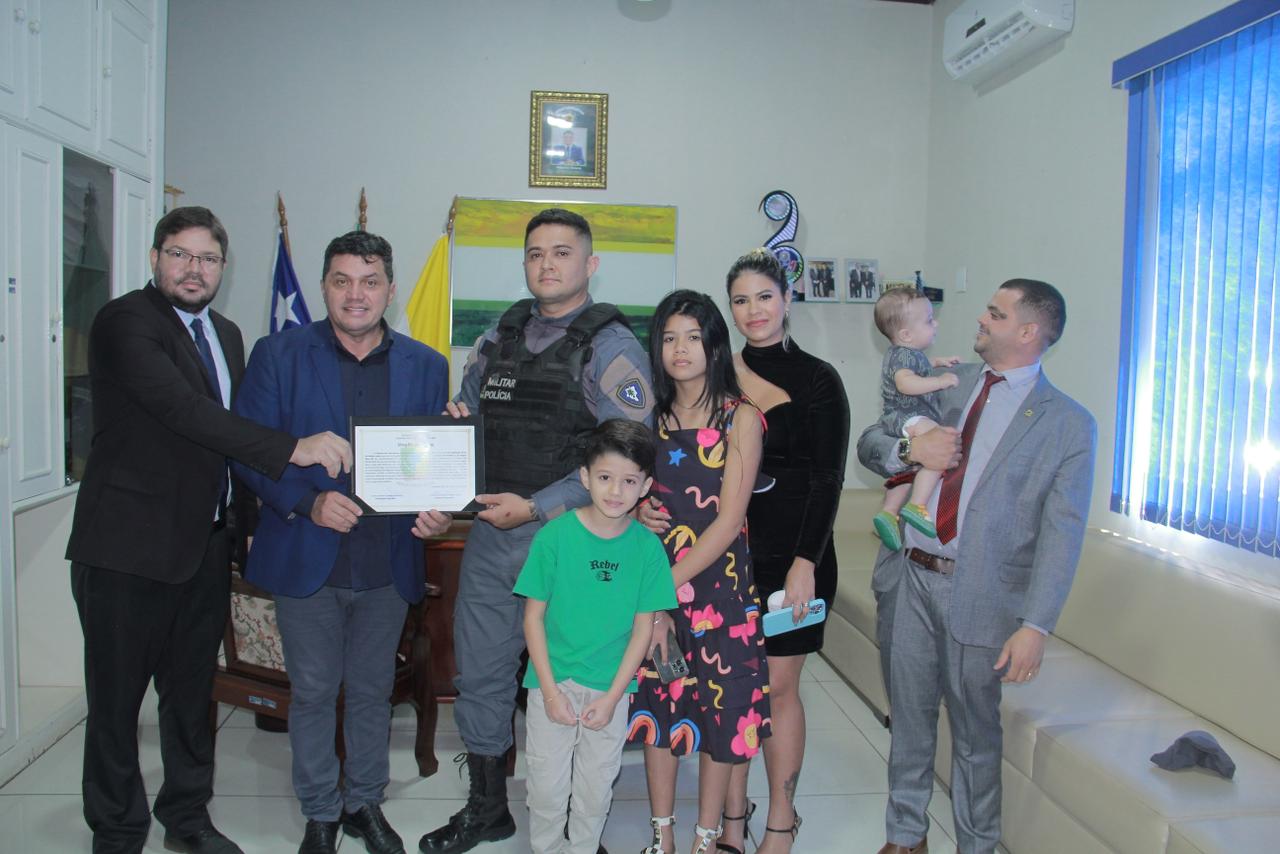Câmara Municipal concede Moção de Honra a Policial Militar
